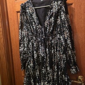 SHEIN Black Floral Midi Dress